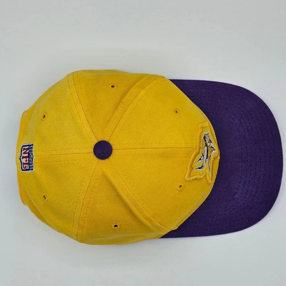 Minnesota Vikings Vintage 90s Starter Pro Line Strap Back Hat